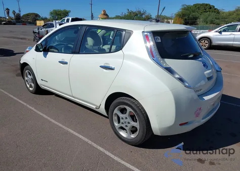 2011 Nissan Leaf Sv z USA, uszkodzony, nr VIN JN1AZ0CP0BT007196